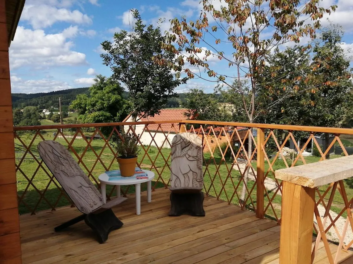 Le Chalet Des Etoiles Champagnac-le-Vieux 0*,